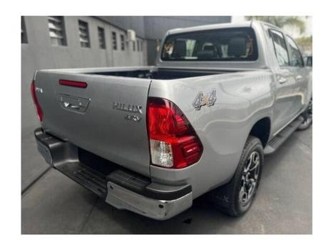 TOYOTA Hilux Caminhonete 2.8 16V SRV 4X4 DIESEL CABINE DUPLA AUTOMÁTICO, Foto 6