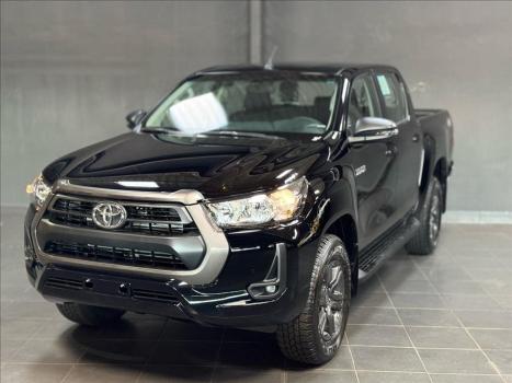 TOYOTA Hilux Caminhonete 2.8 16V 4P SR 4X4 DIESEL CABINE DUPLA AUTOMÁTICO, Foto 3