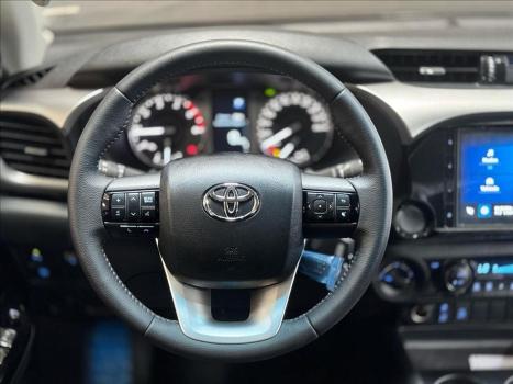 TOYOTA Hilux Caminhonete 2.8 16V 4P SR 4X4 DIESEL CABINE DUPLA AUTOMÁTICO, Foto 11
