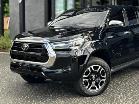 TOYOTA Hilux Caminhonete 2.8 16V SRX PLUS 4X4 TURBO DIESEL CABINE DUPLA AUTOMÁTICO, Foto 2