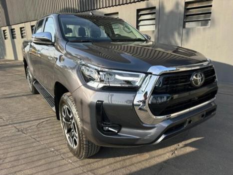 TOYOTA Hilux Caminhonete 2.8 16V SRX 4X4 DIESEL CABINE DUPLA AUTOMÁTICO, Foto 4