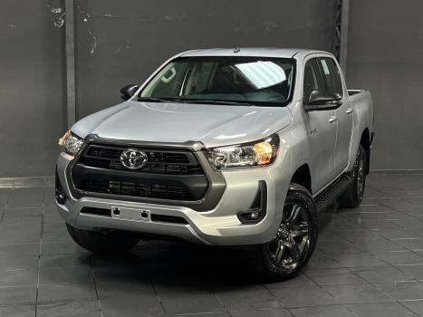TOYOTA Hilux Caminhonete 2.8 16V 4P SR 4X4 DIESEL CABINE DUPLA AUTOMÁTICO, Foto 1