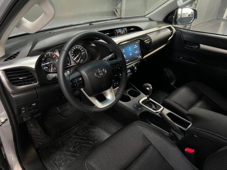 TOYOTA Hilux Caminhonete 2.8 16V 4P SR 4X4 DIESEL CABINE DUPLA AUTOMÁTICO, Foto 11