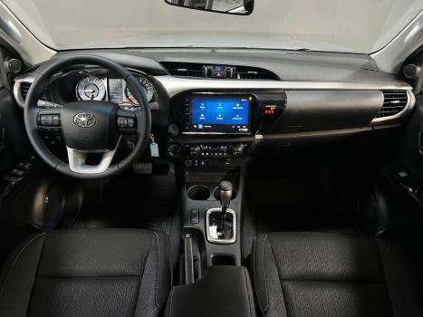 TOYOTA Hilux Caminhonete 2.8 16V 4P SR 4X4 DIESEL CABINE DUPLA AUTOMÁTICO, Foto 13
