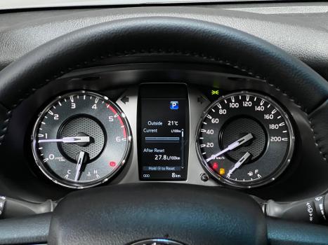 TOYOTA Hilux Caminhonete 2.8 16V 4P SR 4X4 DIESEL CABINE DUPLA AUTOMÁTICO, Foto 17