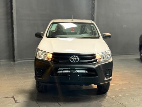 TOYOTA Hilux Caminhonete 2.8 4X4 DIESEL CABINE SIMPLES, Foto 3