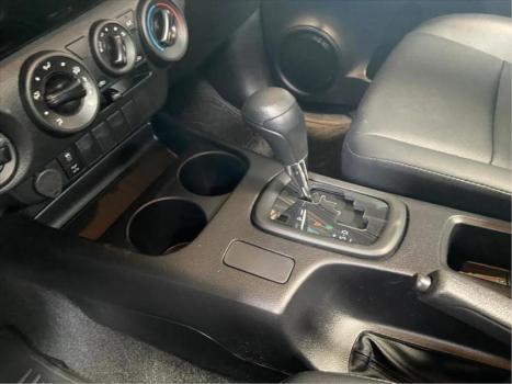 TOYOTA Hilux Caminhonete 2.8 4X4 DIESEL CABINE SIMPLES, Foto 13