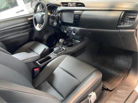 TOYOTA Hilux Caminhonete 2.8 4X4 DIESEL CABINE SIMPLES, Foto 15