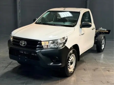 TOYOTA Hilux Caminhonete 2.8 4X4 DIESEL CABINE SIMPLES, Foto 2