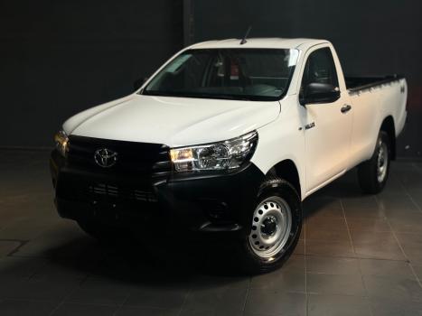 TOYOTA Hilux Caminhonete 2.8 4X4 DIESEL CABINE SIMPLES, Foto 1