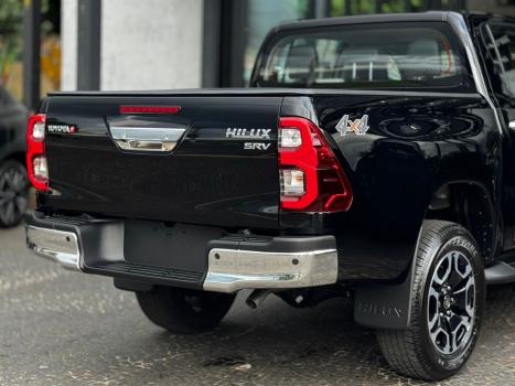 TOYOTA Hilux Caminhonete 2.8 16V SRV 4X4 DIESEL CABINE DUPLA AUTOMÁTICO, Foto 9