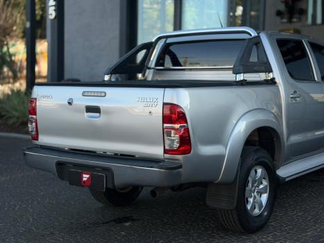 TOYOTA Hilux Caminhonete 2.7 16V 4P SRV FLEX CABINE DUPLA AUTOMÁTICO, Foto 8