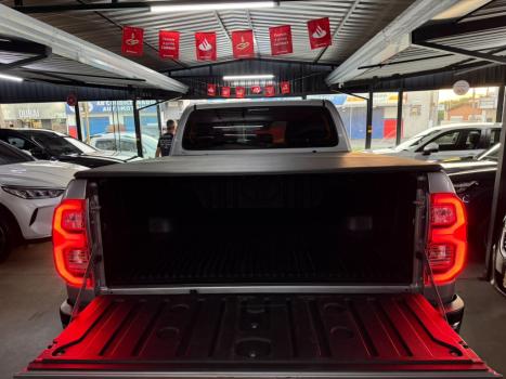 TOYOTA Hilux Caminhonete 2.8 16V SRX 4X4 TURBO DIESEL CABINE DUPLA AUTOMÁTICO, Foto 8