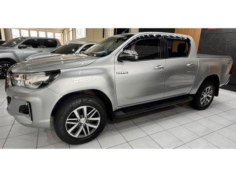 TOYOTA Hilux Caminhonete 2.8 16V SRV 4X4 DIESEL CABINE DUPLA AUTOMÁTICO, Foto 4