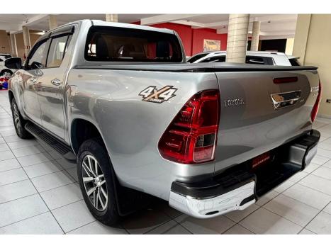 TOYOTA Hilux Caminhonete 2.8 16V SRV 4X4 DIESEL CABINE DUPLA AUTOMÁTICO, Foto 8