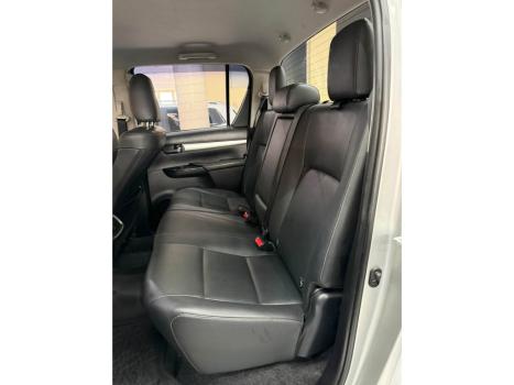 TOYOTA Hilux Caminhonete 2.8 16V SRV 4X4 DIESEL CABINE DUPLA AUTOMÁTICO, Foto 9