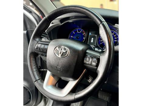 TOYOTA Hilux Caminhonete 2.8 16V SRV 4X4 DIESEL CABINE DUPLA AUTOMÁTICO, Foto 13