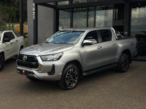 TOYOTA Hilux Caminhonete 2.8 4P SRX 4X4 TURBO DIESEL AUTOMÁTICO, Foto 3