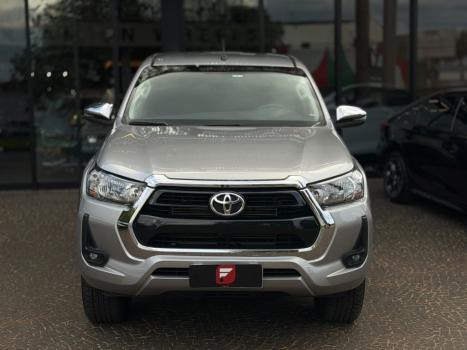 TOYOTA Hilux Caminhonete 2.8 4P SRX 4X4 TURBO DIESEL AUTOMÁTICO, Foto 4