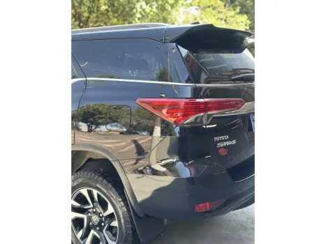 TOYOTA Hilux SW4 2.8 16V 4P SRX 4X4 7 LUGARES TURBO DIESEL AUTOMTICO, Foto 10