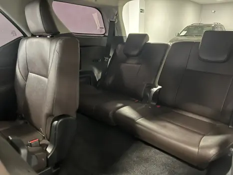 TOYOTA Hilux SW4 2.8 16V 4P SRX 4X4 7 LUGARES TURBO DIESEL AUTOMTICO, Foto 16