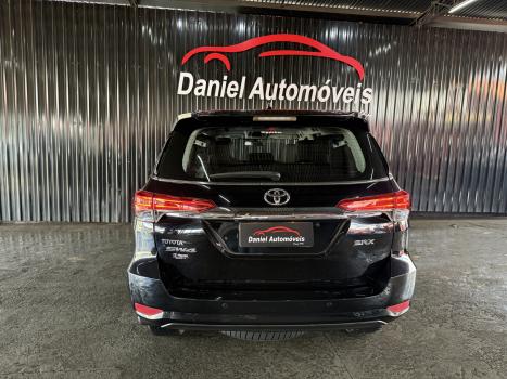 TOYOTA Hilux SW4 2.8 16V 4P SRX 4X4 7 LUGARES TURBO DIESEL AUTOM�TICO, Foto 6