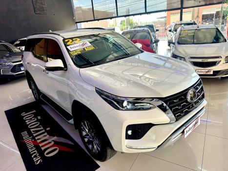 TOYOTA Hilux SW4 2.8 16V 4P SRX 4X4 7 LUGARES TURBO DIESEL AUTOM�TICO, Foto 3