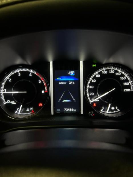 TOYOTA Hilux SW4 2.8 4P SRX 4X4 DIAMOND 7 LUGARES TURBO DIESEL AUTOM�TICO, Foto 11