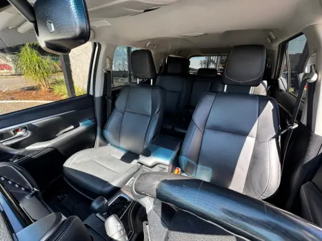 TOYOTA Hilux SW4 2.8 16V 4P GR-S 7 LUGARES 4X4 TURBO DIESEL AUTOM�TICO, Foto 17