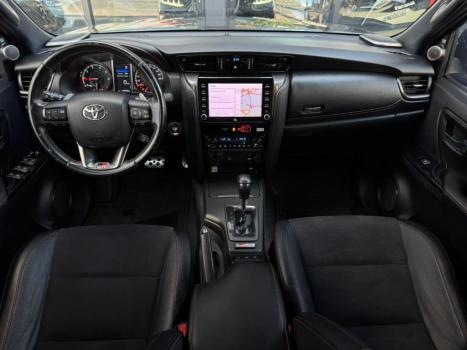 TOYOTA Hilux SW4 2.8 16V 4P GR-S 7 LUGARES 4X4 TURBO DIESEL AUTOM�TICO, Foto 9