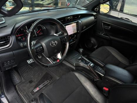 TOYOTA Hilux SW4 2.8 16V 4P GR-S 7 LUGARES 4X4 TURBO DIESEL AUTOM�TICO, Foto 10