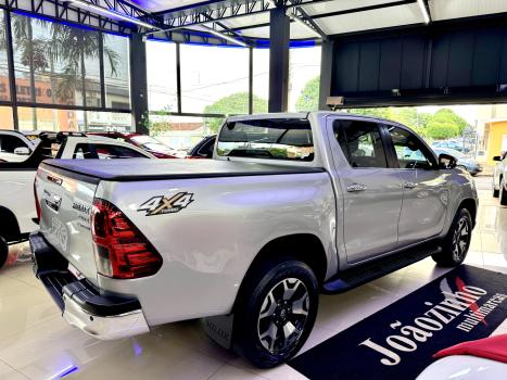 TOYOTA Hilux SW4 2.8 16V 4P SRX 4X4 7 LUGARES TURBO DIESEL AUTOM�TICO, Foto 7