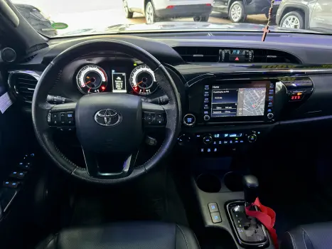 TOYOTA Hilux SW4 2.8 16V 4P SRX 4X4 7 LUGARES TURBO DIESEL AUTOM�TICO, Foto 10