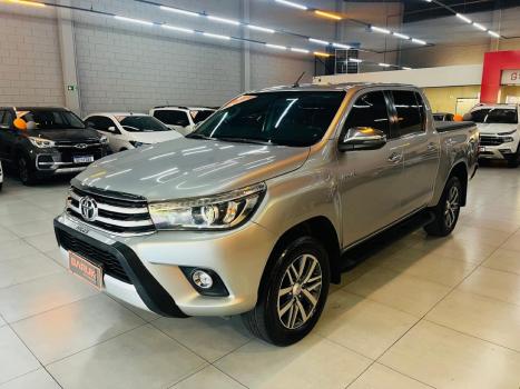 TOYOTA Hilux SW4 2.8 4P SRX 4X4 TURBO DIESEL AUTOM�TICO, Foto 2