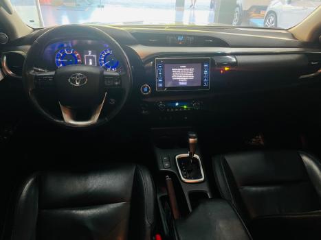 TOYOTA Hilux SW4 2.8 4P SRX 4X4 TURBO DIESEL AUTOM�TICO, Foto 12