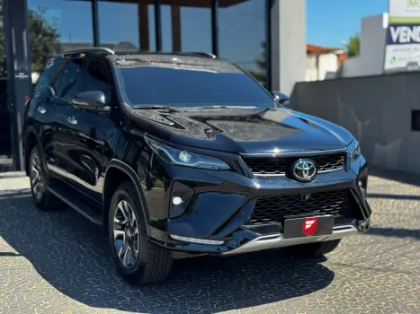 TOYOTA Hilux SW4 2.8 16V 4P SRX PLATINUM 4X4 7 LUGARES TURBO DIESEL AUTOM�TICO, Foto 8