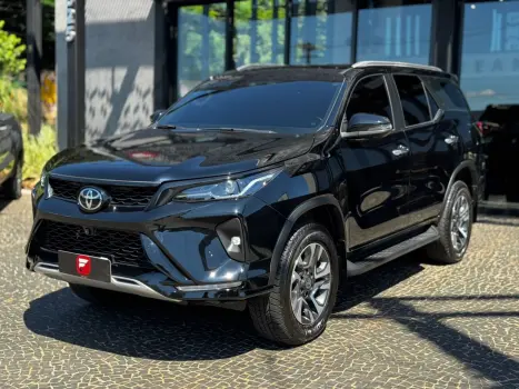 TOYOTA Hilux SW4 2.8 16V 4P SRX PLATINUM 4X4 7 LUGARES TURBO DIESEL AUTOM�TICO, Foto 11