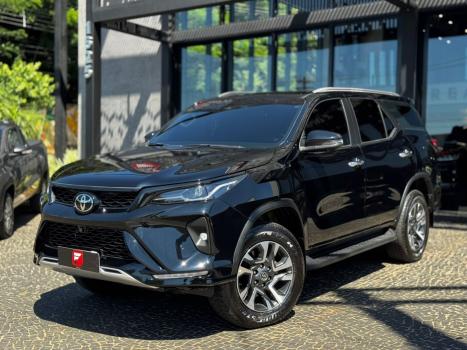 TOYOTA Hilux SW4 2.8 16V 4P SRX PLATINUM 4X4 7 LUGARES TURBO DIESEL AUTOM�TICO, Foto 1