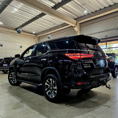 TOYOTA Hilux SW4 2.8 16V 4P SRX PLATINUM 4X4 7 LUGARES TURBO DIESEL AUTOM�TICO, Foto 5