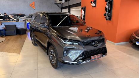 TOYOTA Hilux SW4 2.8 16V 4P SRX PLATINUM 4X4 7 LUGARES TURBO DIESEL AUTOM�TICO, Foto 1
