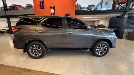 TOYOTA Hilux SW4 2.8 16V 4P SRX PLATINUM 4X4 7 LUGARES TURBO DIESEL AUTOM�TICO, Foto 8