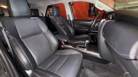 TOYOTA Hilux SW4 2.8 16V 4P SRX PLATINUM 4X4 7 LUGARES TURBO DIESEL AUTOM�TICO, Foto 12