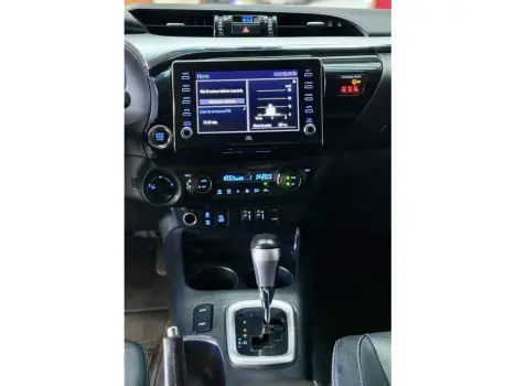 TOYOTA Hilux SW4 2.8 4P SRX 4X4 TURBO DIESEL AUTOM�TICO, Foto 10