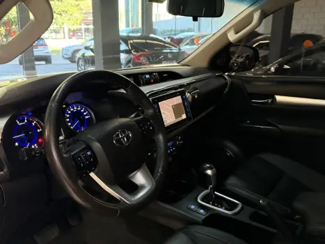 TOYOTA Hilux SW4 2.8 4P 4X4 TURBO DIESEL, Foto 18