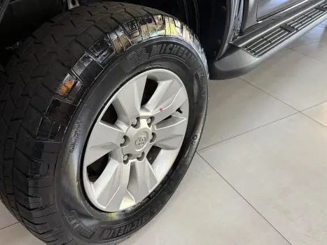TOYOTA Hilux SW4 2.8 4P 4X4 TURBO DIESEL, Foto 20