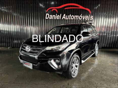 TOYOTA Hilux SW4 2.8 16V 4P SRX 4X4 7 LUGARES TURBO DIESEL AUTOMÁTICO, Foto 1