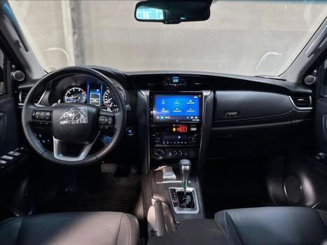 TOYOTA Hilux SW4 2.8 16V 4P SRX PLATINUM 4X4 7 LUGARES TURBO DIESEL AUTOMÁTICO, Foto 11