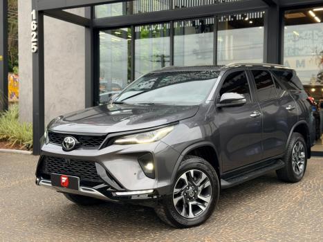 TOYOTA Hilux SW4 2.8 16V 4P SRX PLATINUM 4X4 7 LUGARES TURBO DIESEL AUTOMÁTICO, Foto 1