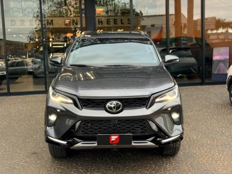 TOYOTA Hilux SW4 2.8 16V 4P SRX PLATINUM 4X4 7 LUGARES TURBO DIESEL AUTOMÁTICO, Foto 5