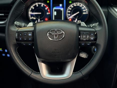 TOYOTA Hilux SW4 2.8 16V 4P SRX PLATINUM 4X4 7 LUGARES TURBO DIESEL AUTOMÁTICO, Foto 16